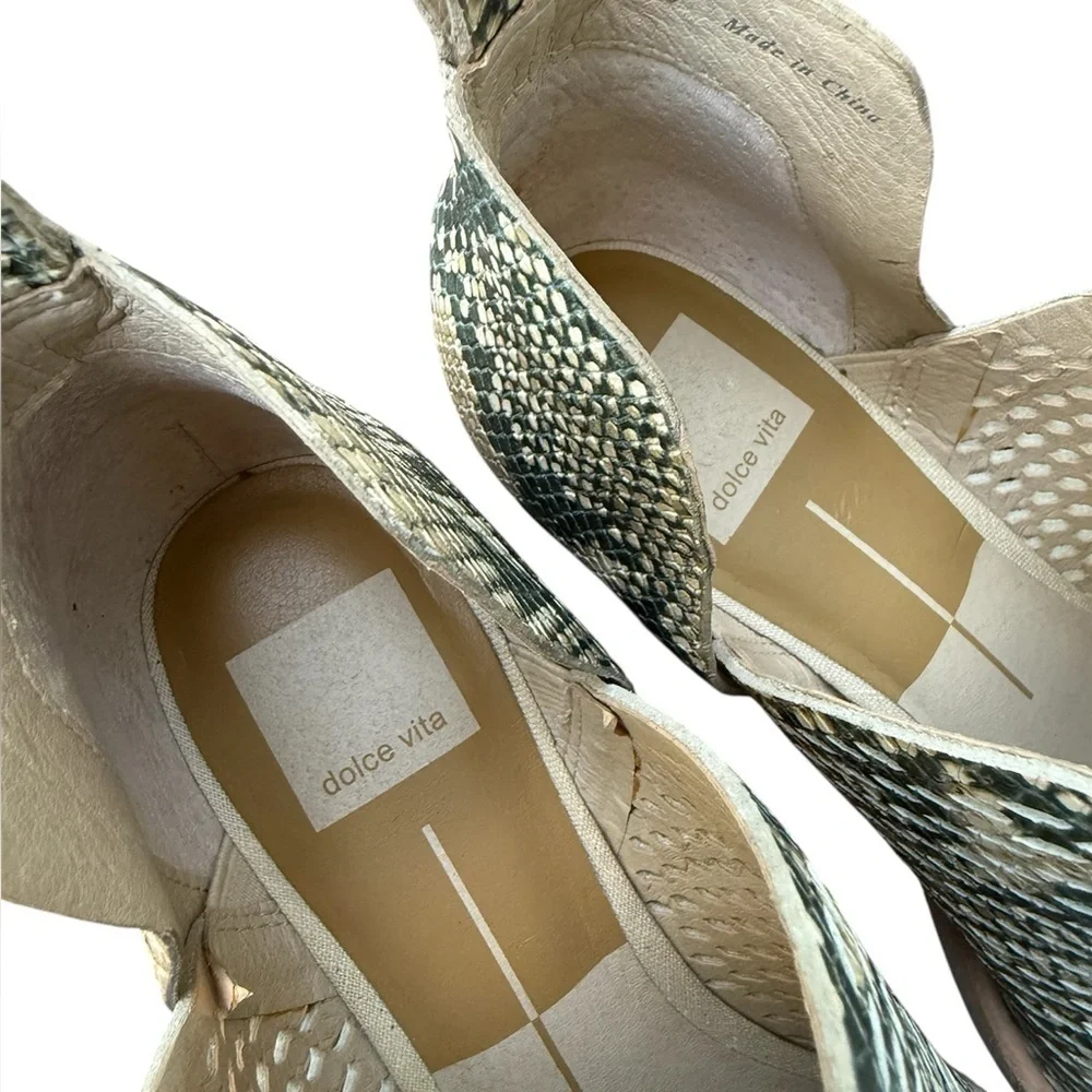 Dolce Vita Snakeskin Sher Perforated leather open side v cut Booties size 8